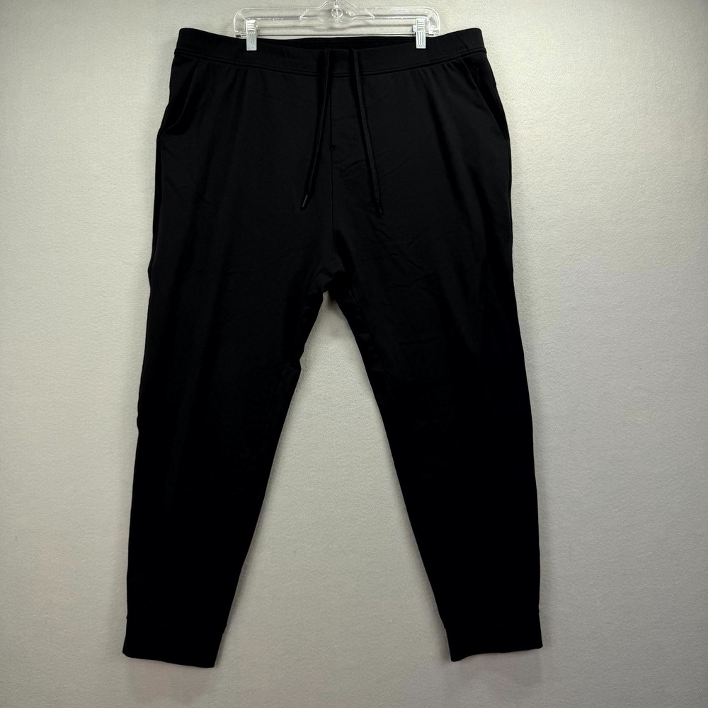 Public Rec Jogger Pants Mens 44x32 Black Nylon Golf Stretch Gym Training Tapered